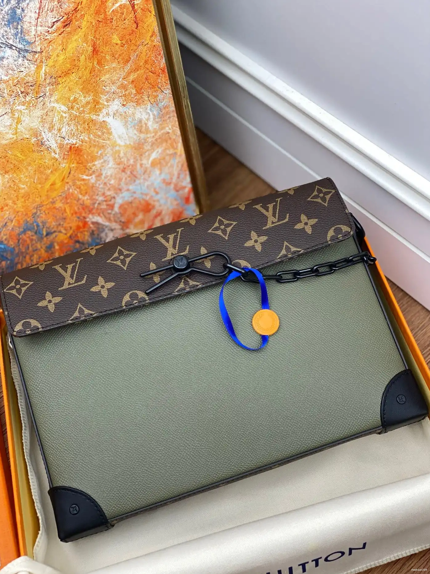 LOUIS VUITTON STEAMER POCHETTE VOYAGE 0402